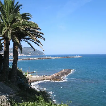 Monolocale Borgo Marina