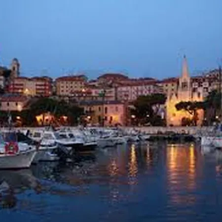 Monolocale Borgo Marina 因佩里亚